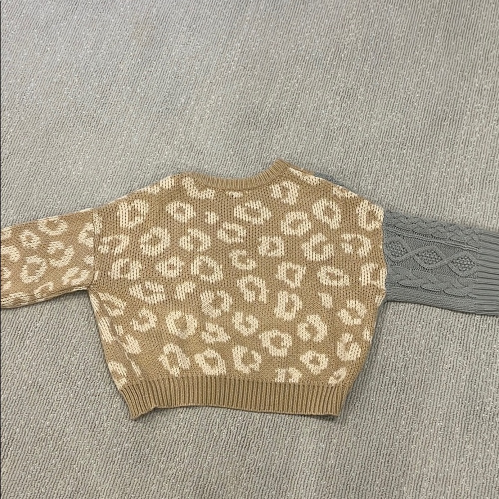 Multi patterned sweater - Picture 2 of 2